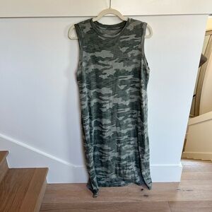 Universal Thread Green Camo Midi Tshirt Dress Sleeveless Medium